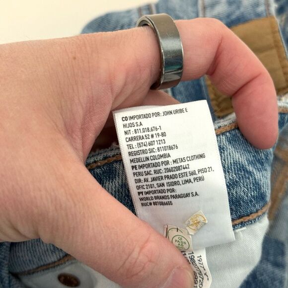 American Eagle Distressed Baggy Mom Short Size 16 - Picture 6 of 12